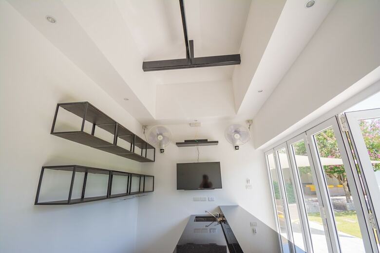 Luxury 5 Bedroom Pool Villa Js