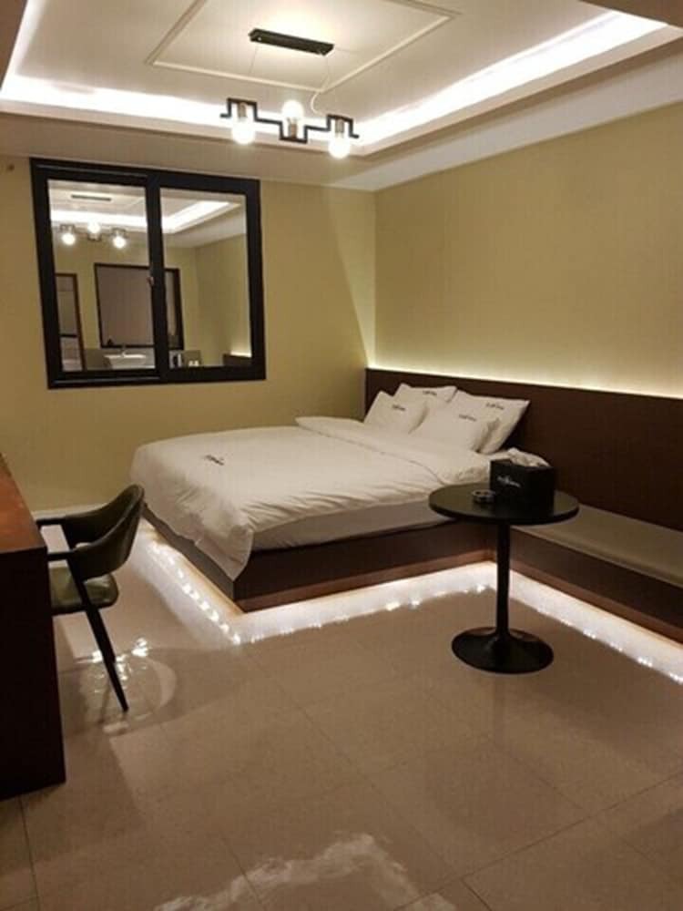 Hotel Chocolate Motel