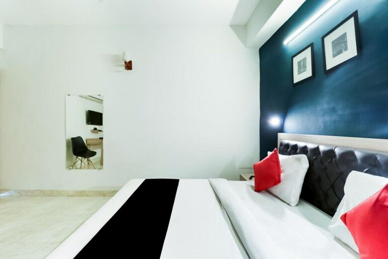Adb Rooms Hotel Nazeer