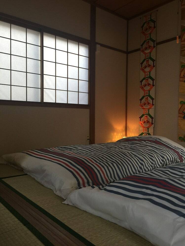 Kanazawa-hachitabi Sennichi