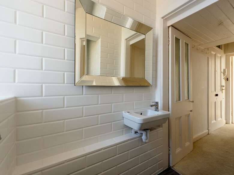 Cosy Rest - 1st Floor Apartment