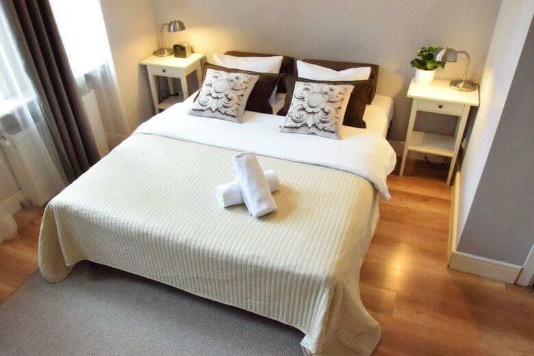 Posada Blooms Inn & Apartments