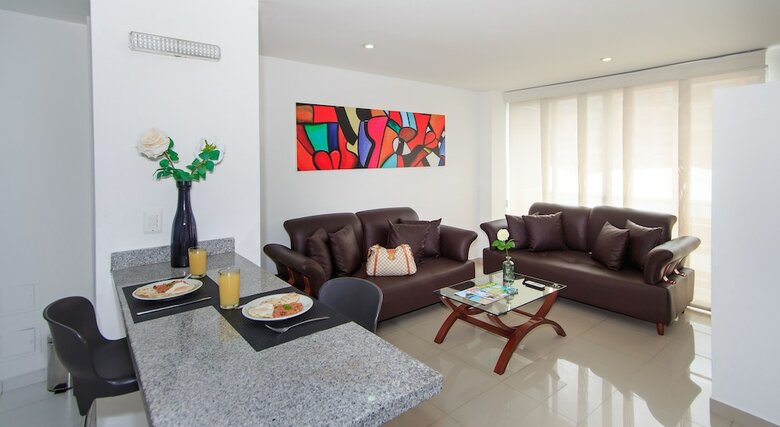 122 Plaza Apartahotel