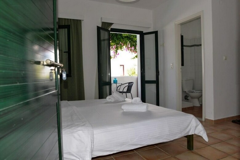 Aparthotel Eva Suites Hotel