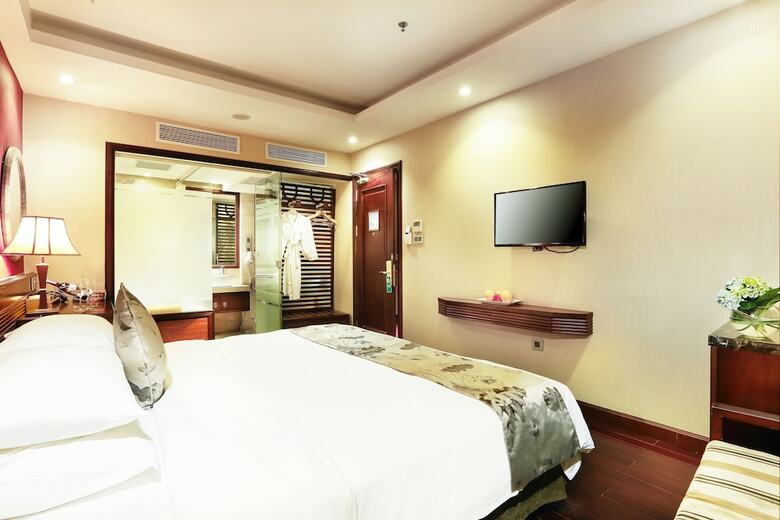 Golden Silk Boutique Hotel