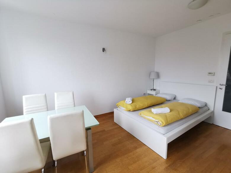 Trnovo Apartment