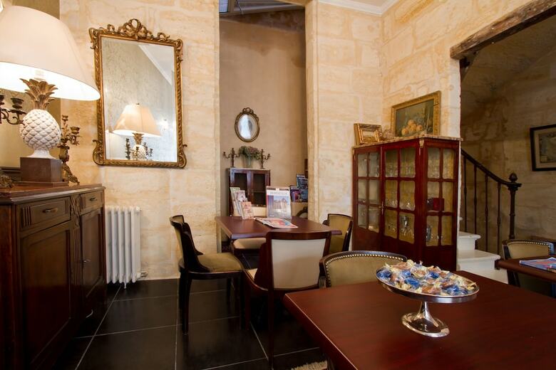 Hotel Les Chambres Au Coeur de Bordeaux