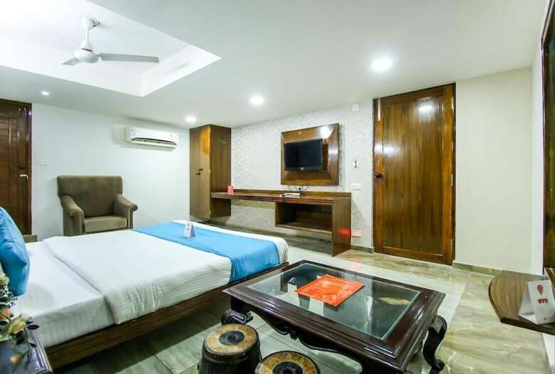 Hotel Seven