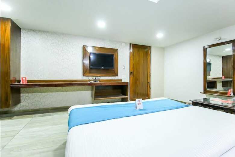 Hotel Seven