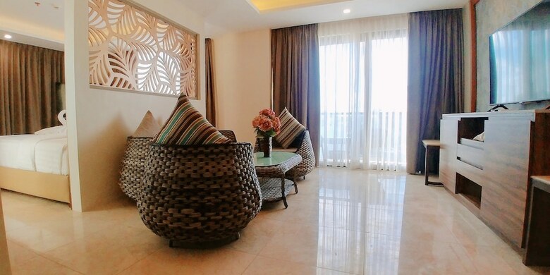 Hotel Boracay Ocean Club