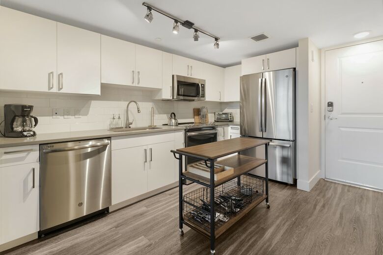 Biscayne Townhomes By Sextant