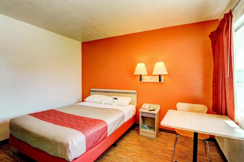 Motel 6 Denver, Co - Airport