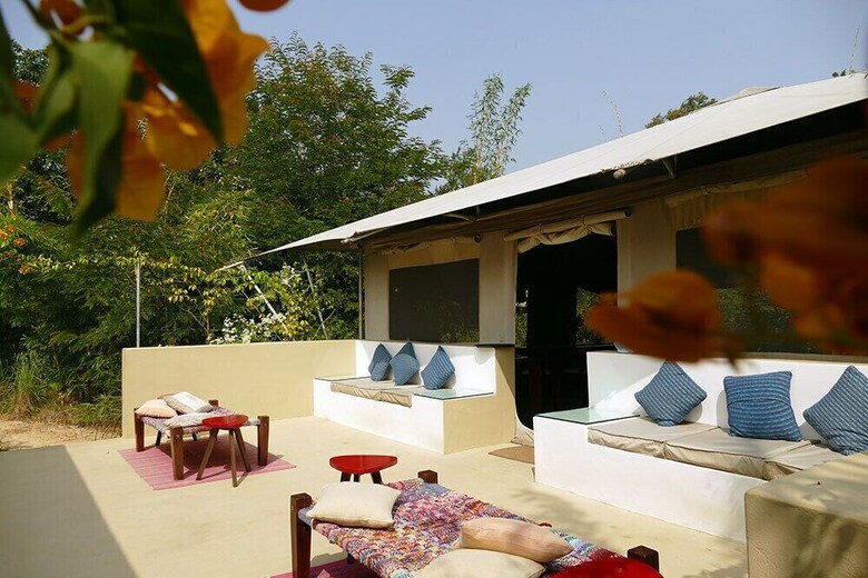 Hotel Aamod Bagh Tola Lodges - Bandhavgarh