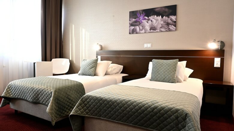Hotel Mercure Piotrkow Trybunalski Vestil