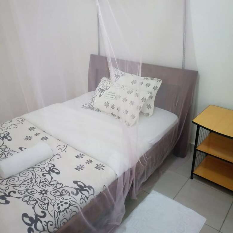 Hotel High End Guest House