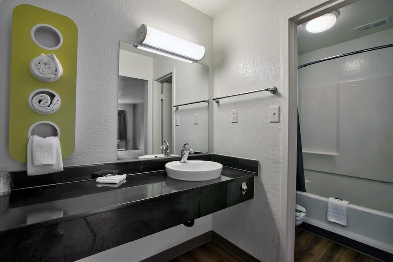 Motel 6 Tallahassee, Fl - Downtown