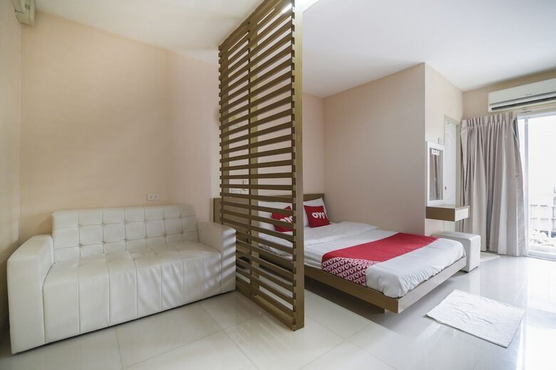 Hotel Oyo 925 Ruamsub Apartment2