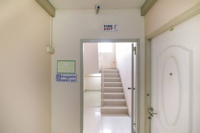 Hotel Oyo 925 Ruamsub Apartment2