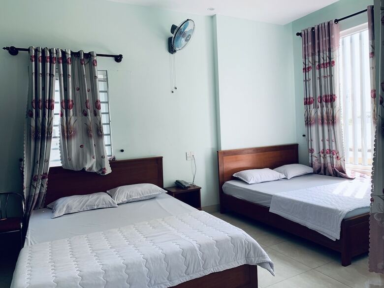 Oyo 1054 Rong Vang Hotel