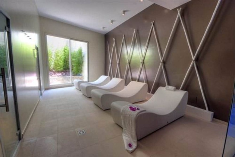 Residencia Smeraldo Suites & Spa