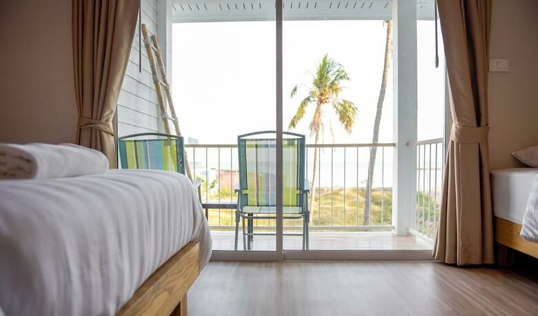 Hotel Seaman Resort