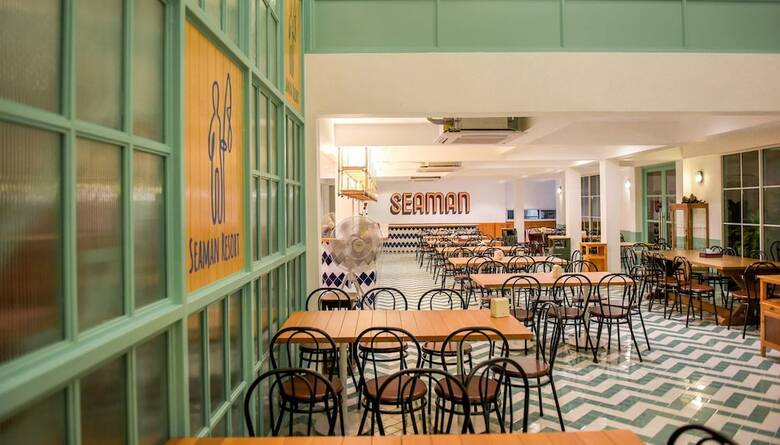 Hotel Seaman Resort