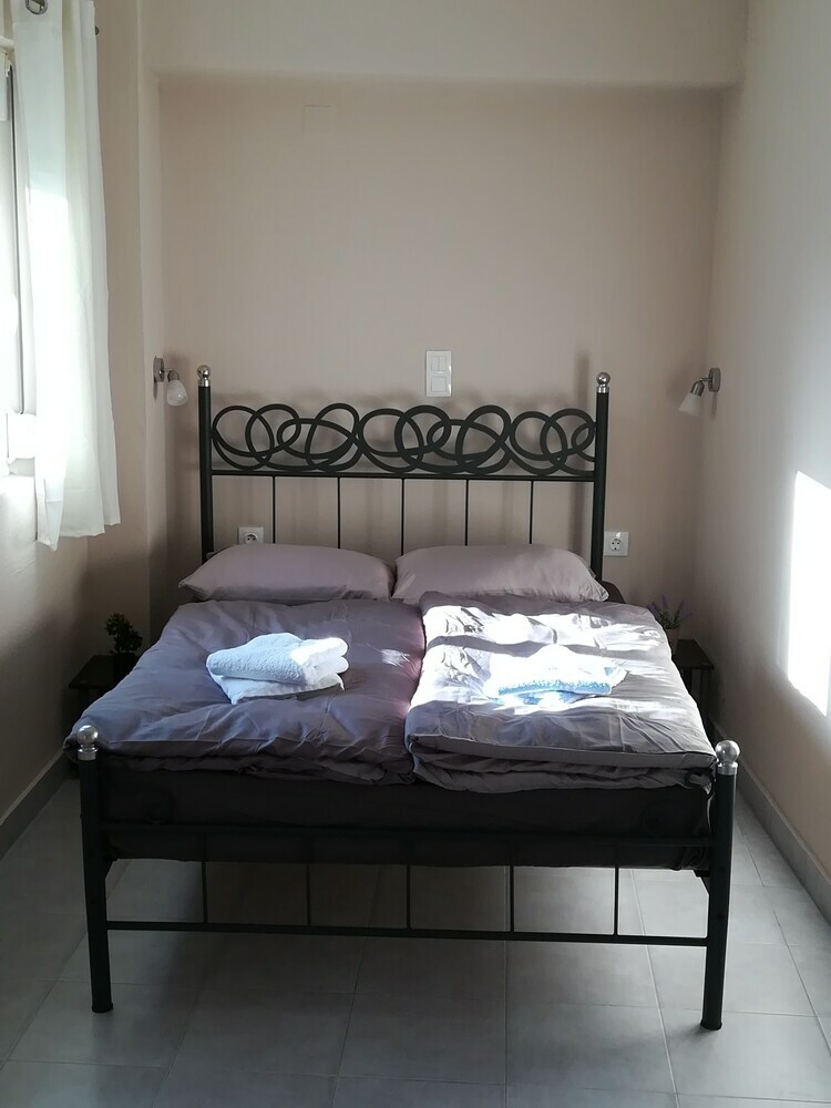 Happy Days Home Apartment And Studio