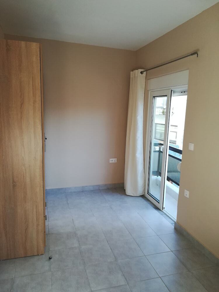 Happy Days Home Apartment And Studio