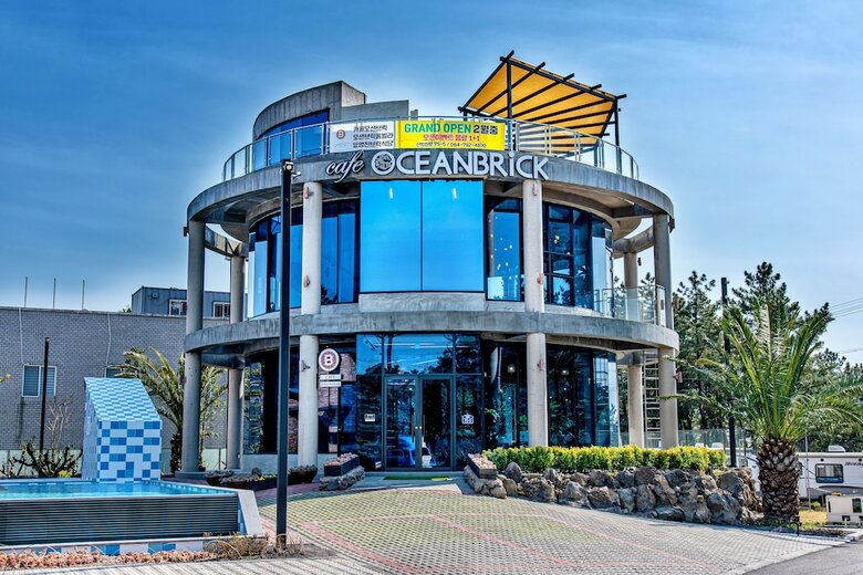 Ocean Brick