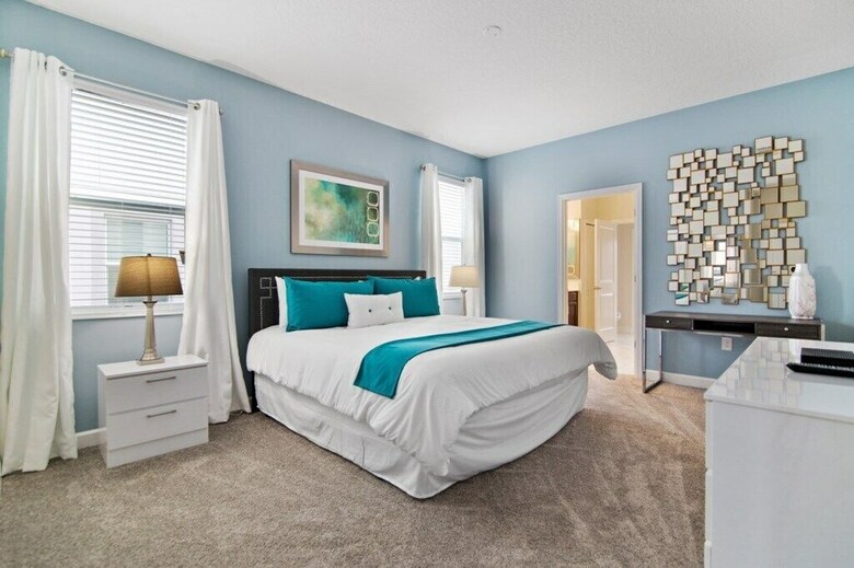 Champions Gate 8830 - Eight Bedroom Pool Home