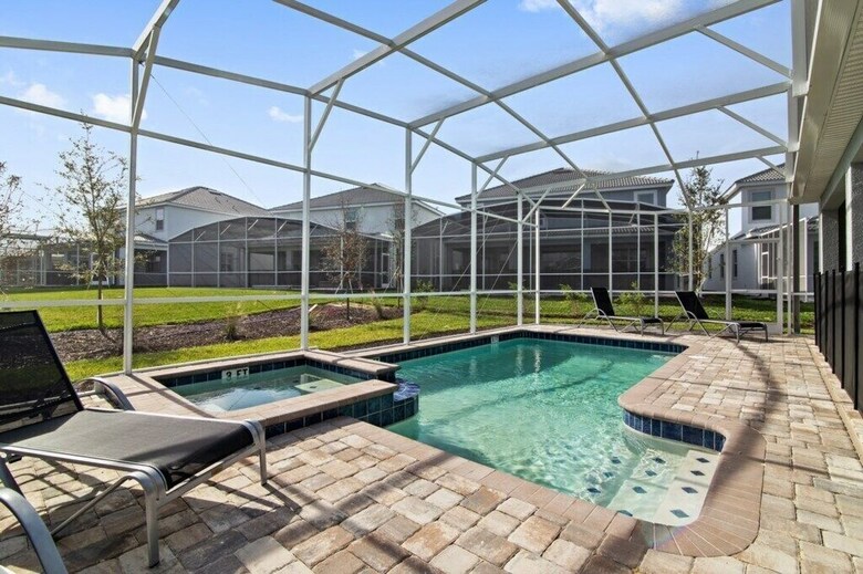Champions Gate 8830 - Eight Bedroom Pool Home