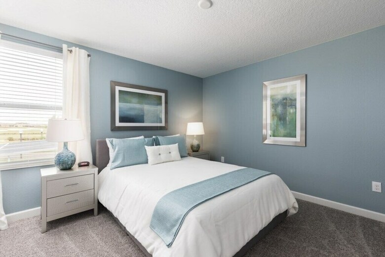 Champions Gate 9042 - Nine Bedroom Pool Home