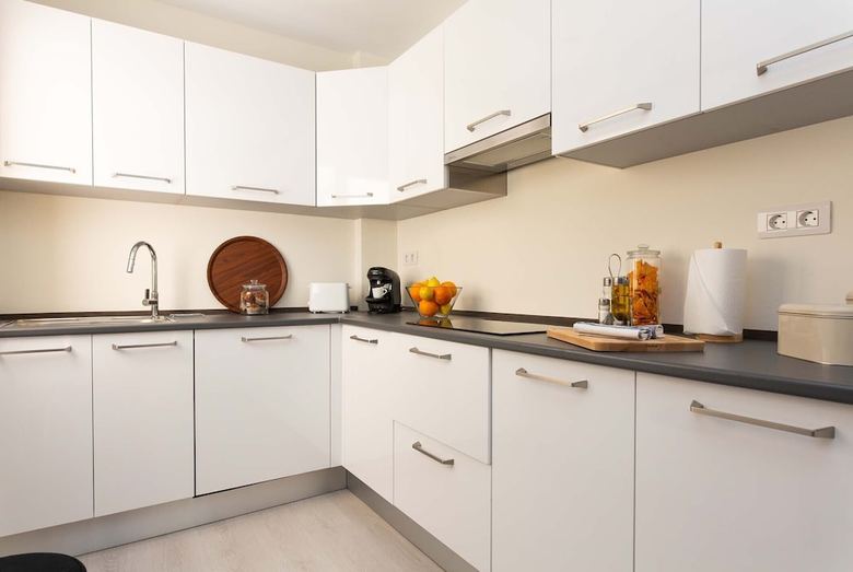 City Center Chic Apartment, Balcony