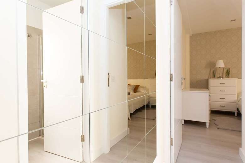 City Center Chic Apartment, Balcony