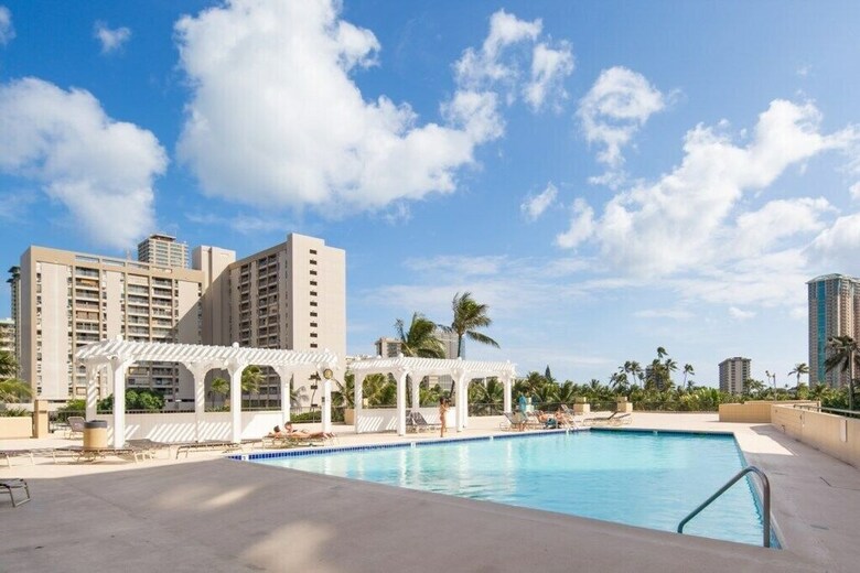 Renovated Studio By Waikiki Beach