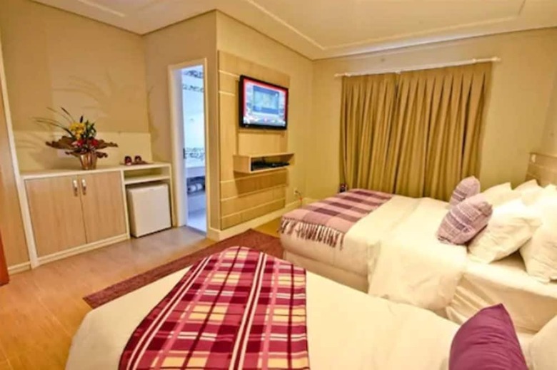 Hotel Annecy Pousada