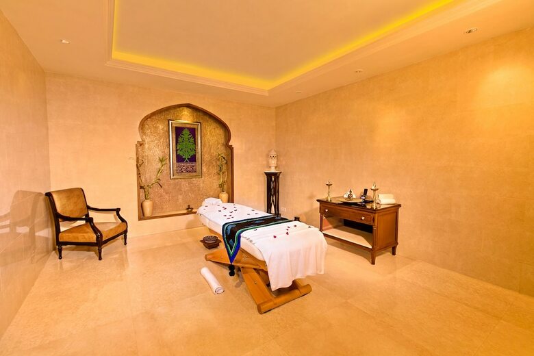 Hotel The Lalit Jaipur