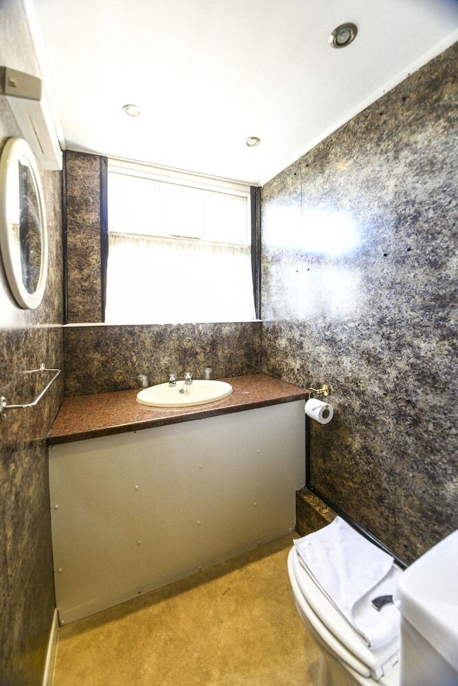 The Richmoor Hotel