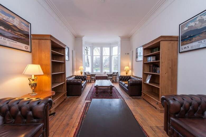 Hotel The Glen Mhor Apartments