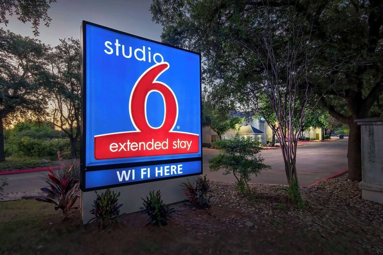 Motel Studio 6 Austin, Tx - Midtown