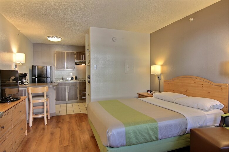 Motel Studio 6 Austin, Tx - Midtown