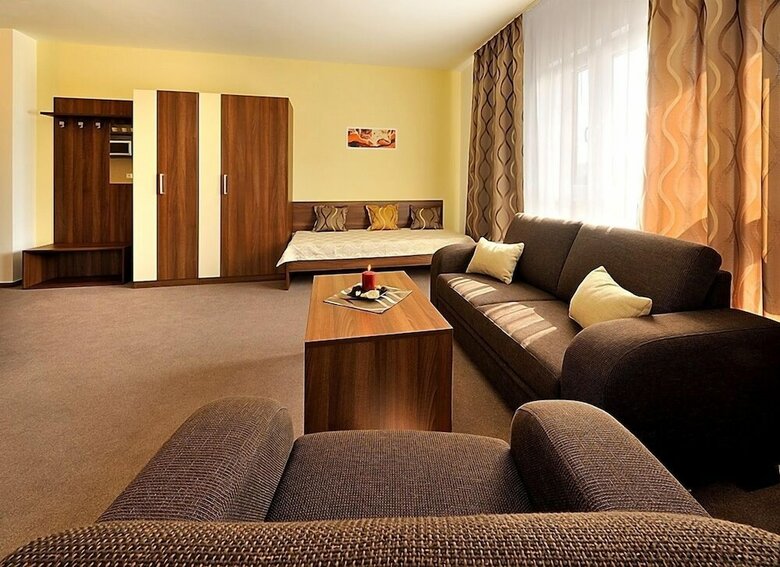 Aparthotel Melrose Apartments 2