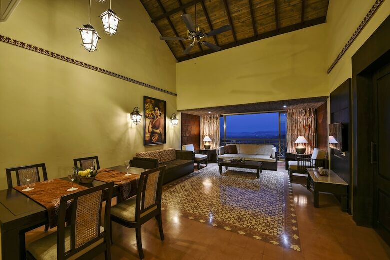 Hotel The Fern Samali Resort