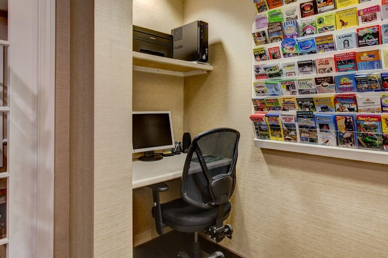 Hotel Comfort Inn & Suites