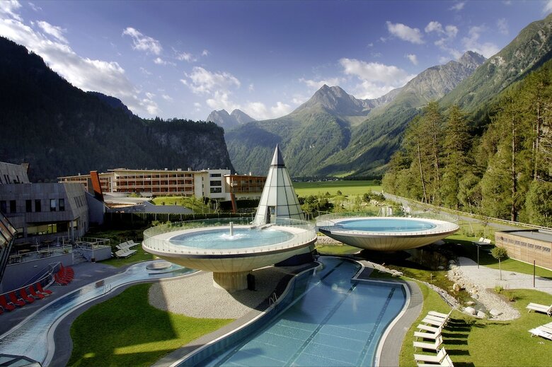 Hotel Aqua Dome - Tirol Therme L�ngenfeld