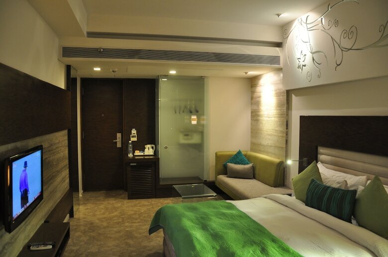 Maya Hotel