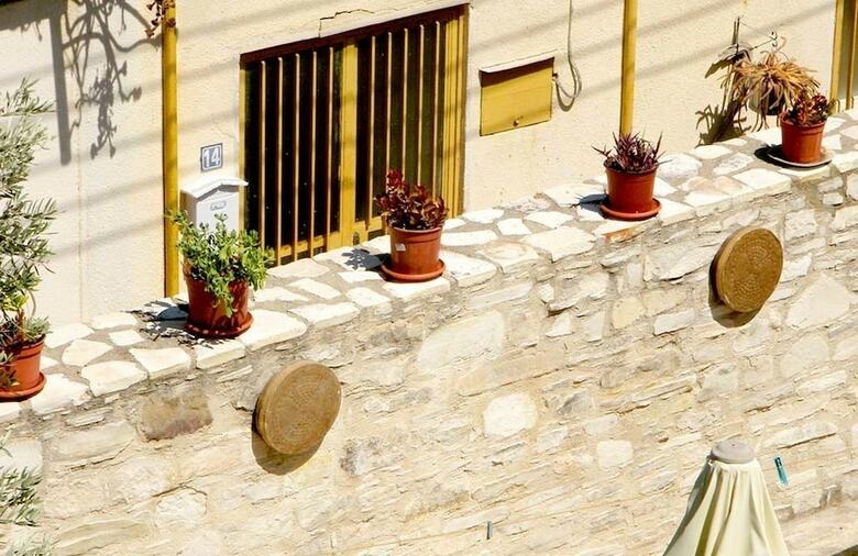 Romios Holiday Apartments