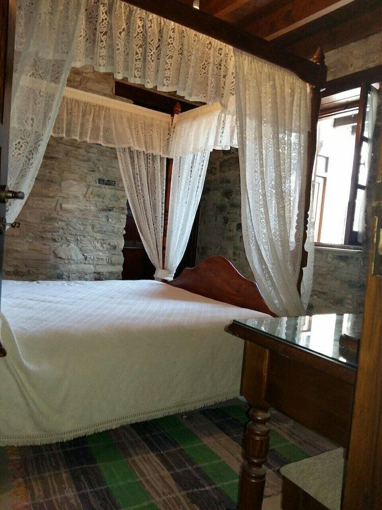 Romios Holiday Apartments
