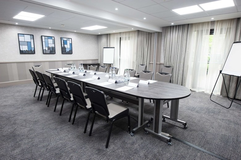Hotel Doubletree By Hilton Edinburgh Airport