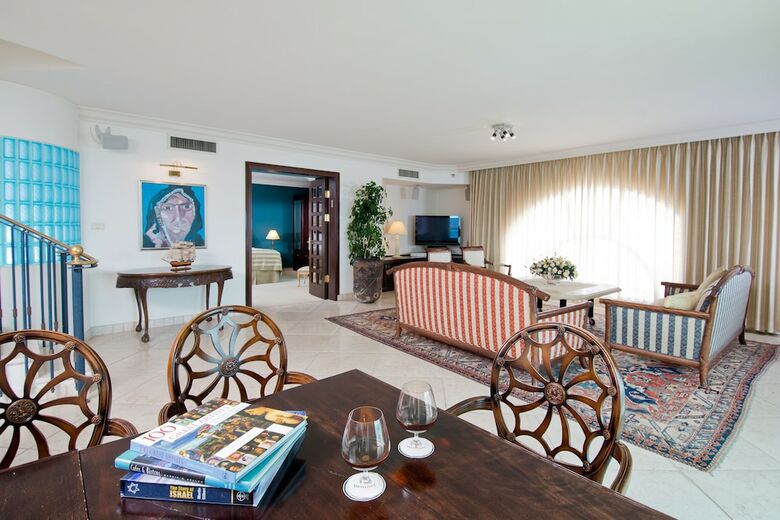 Herods Palace Hotel